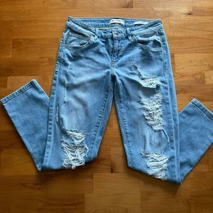 GUESS light wash distressed TOMBOY jeans Sz 25